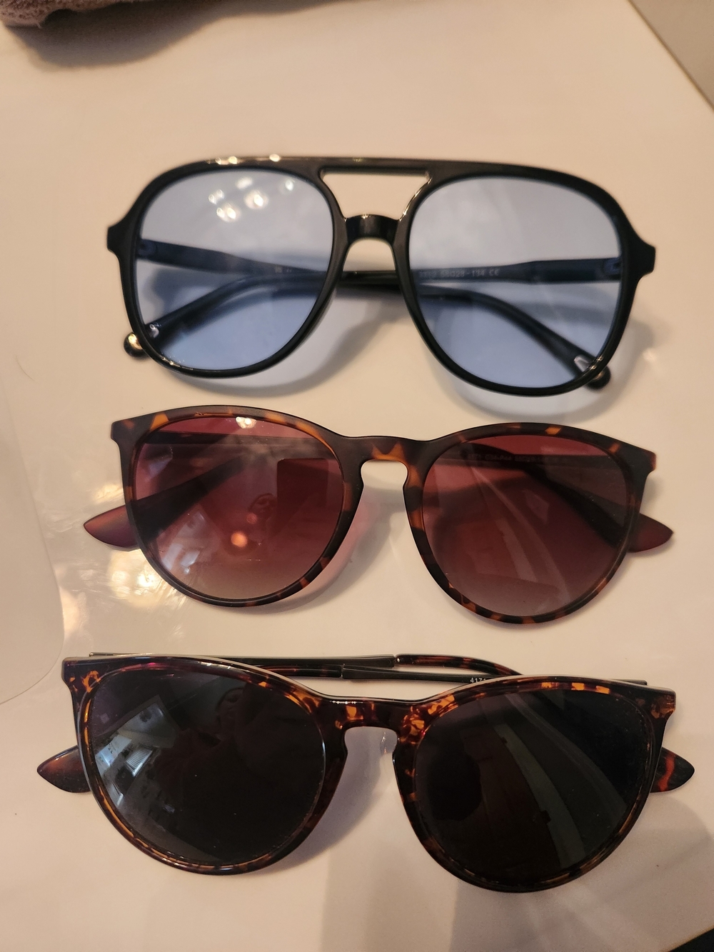 Blue Lens Aviator Sunglasses - Unbranded - Sunglass Bundle